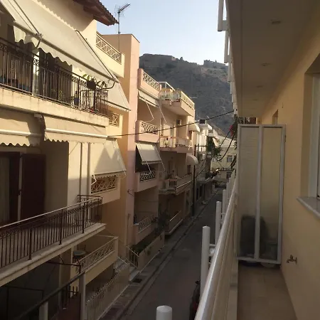 Open Concept 1 Bedroom Apartment *